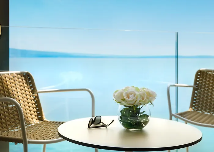 Istra - By Liburnia & 奥帕提亚